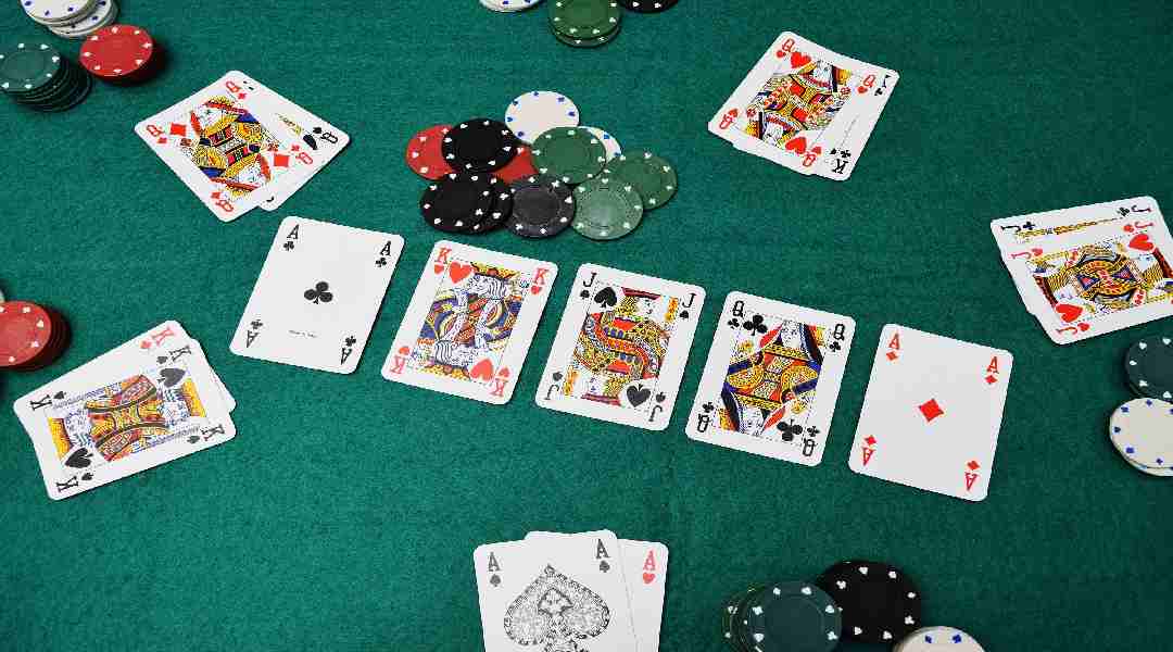 Chiến với Poker vô cùng thú vị 